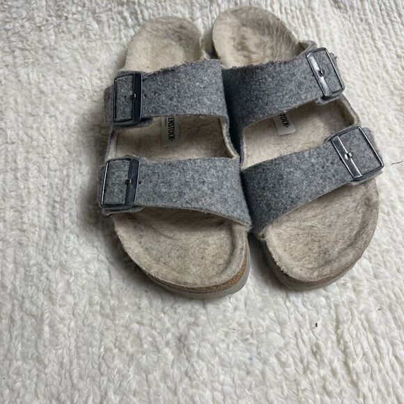 Birkenstock Shoes - BIRKENSTOCK Arizona Shearling-Lined Sandals Grey SZ38.